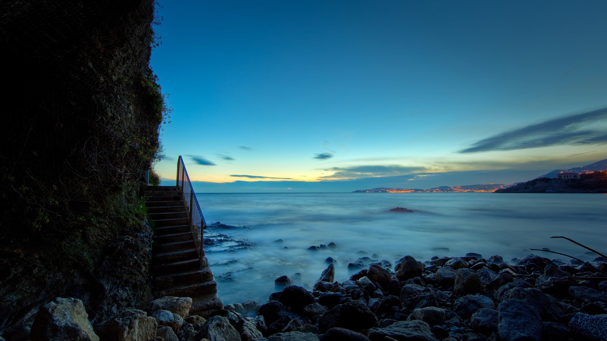 开云官网-“法甲焦点比赛：豪门对决点燃赛场激情”，法甲豪强