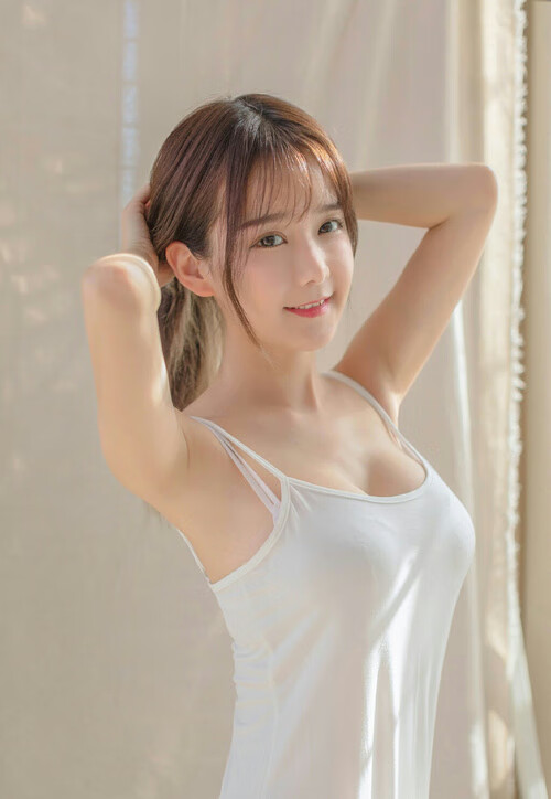 上海海港中场球员发挥关键作用，上海海港 主场