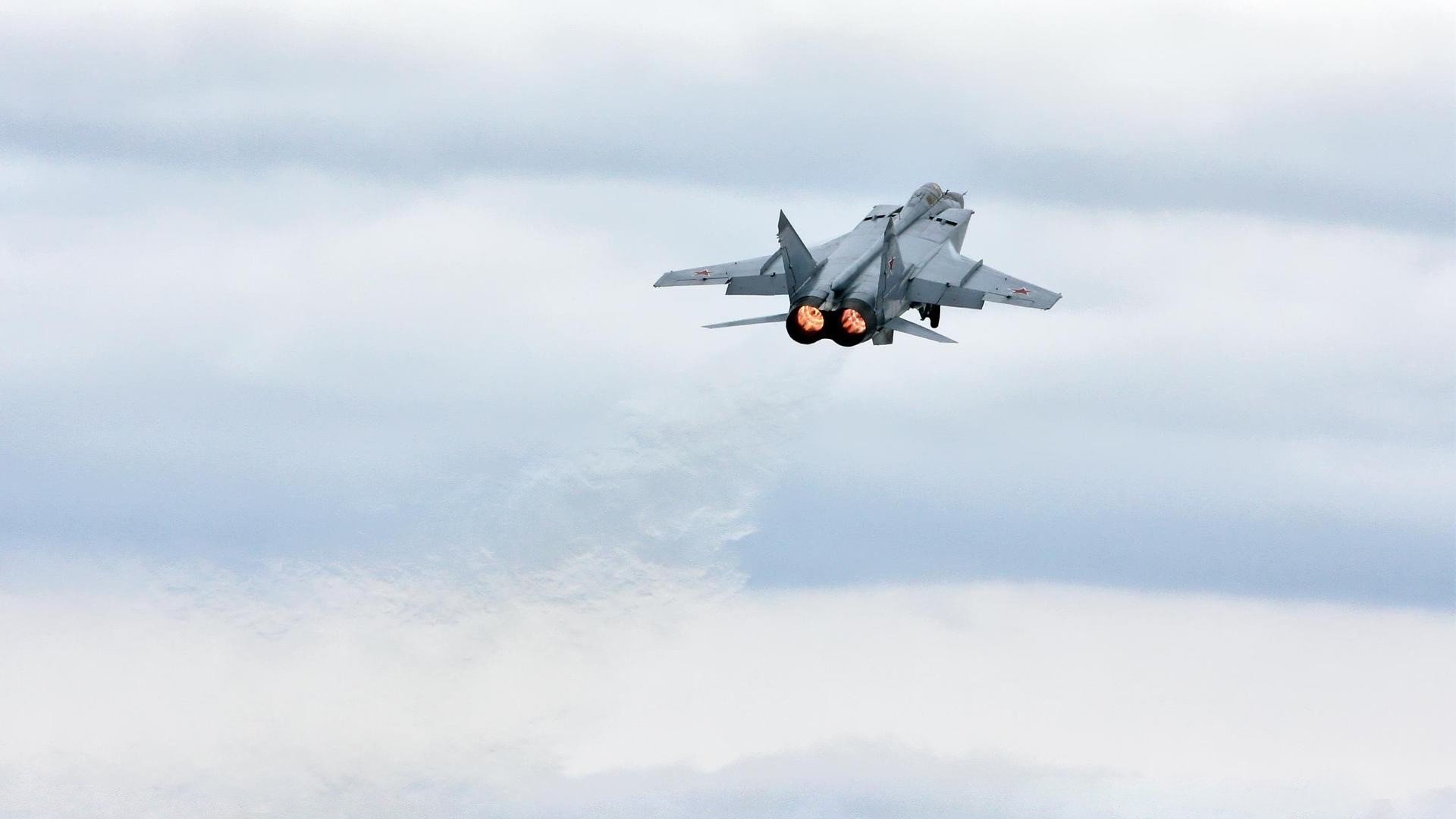 职业球员自由市场机制是否仍不透明,自由球员市场开启